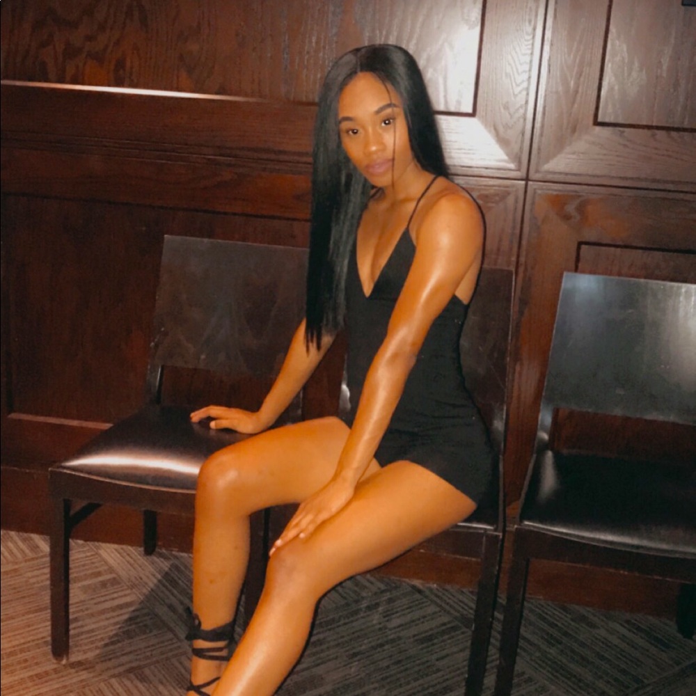 Body Me Romper 🖤
